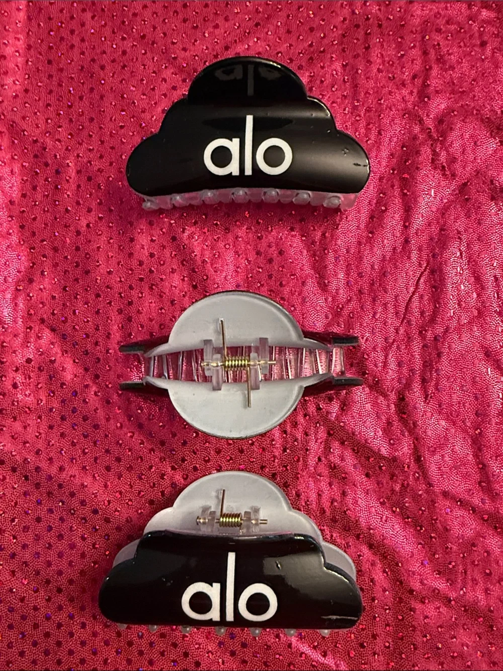 ALO Yoga Inspired Black Cloud Hair Clip (OS)